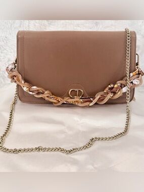 Christian Dior 30 Montaigne chain leather handbag in a milk tea brown color.